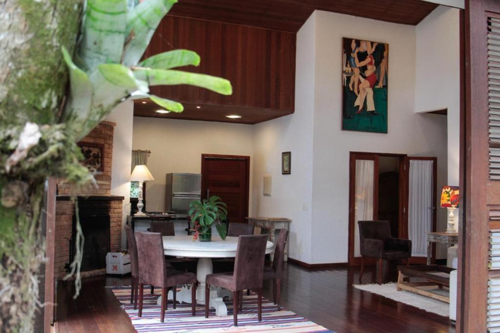 Pequena Suecia Hotel เปเนโด ห้อง รูปภาพ